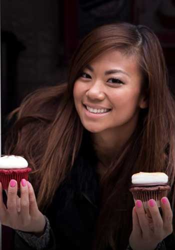 Anna Wu - A Sweets Girl